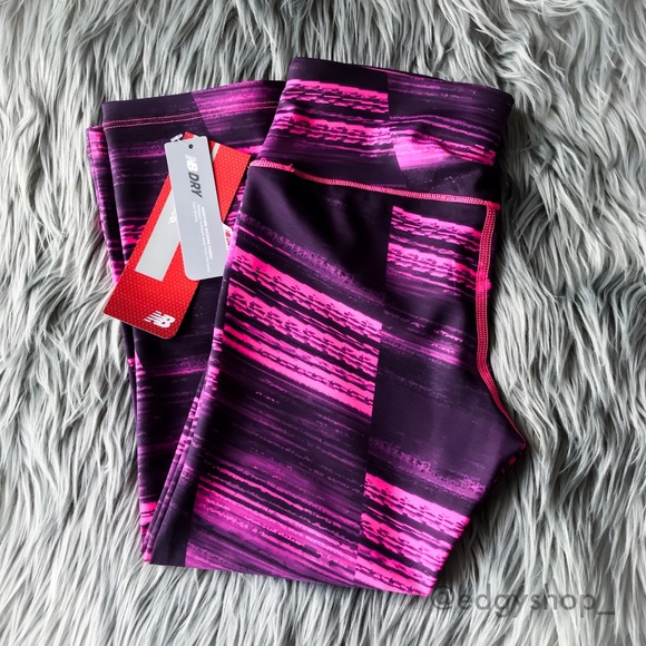 New Balance | All Over Print Capri - Picture 2 of 5